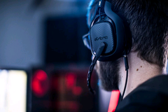 ASTRO Gaming A40 TR – Auriculares de diadema y MixAmp Pro TR para PlayStation 4